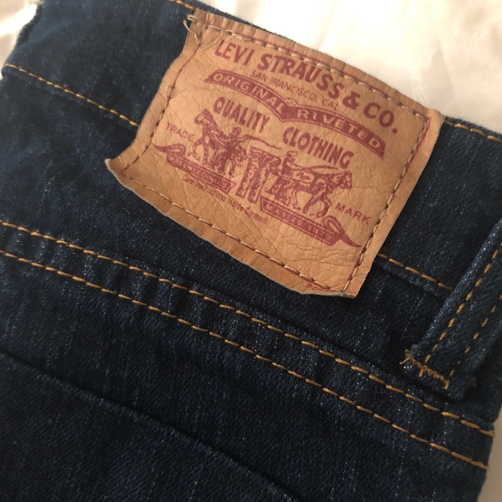 Women’s Levi Pants